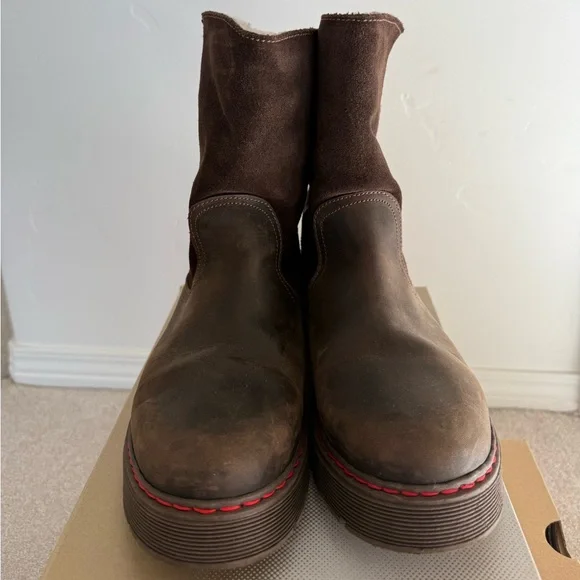 Bos. & Co. Women's EU 40. Omega Wool-Lined Ankle Boot - Picture 6 of 9